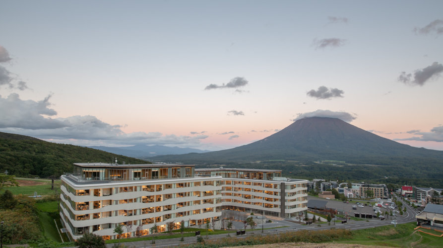 Skye Niseko Exterior Summer Evening Low Res 1