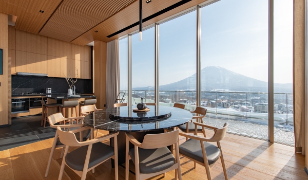 Enjoy morning Yotei views from the living room.